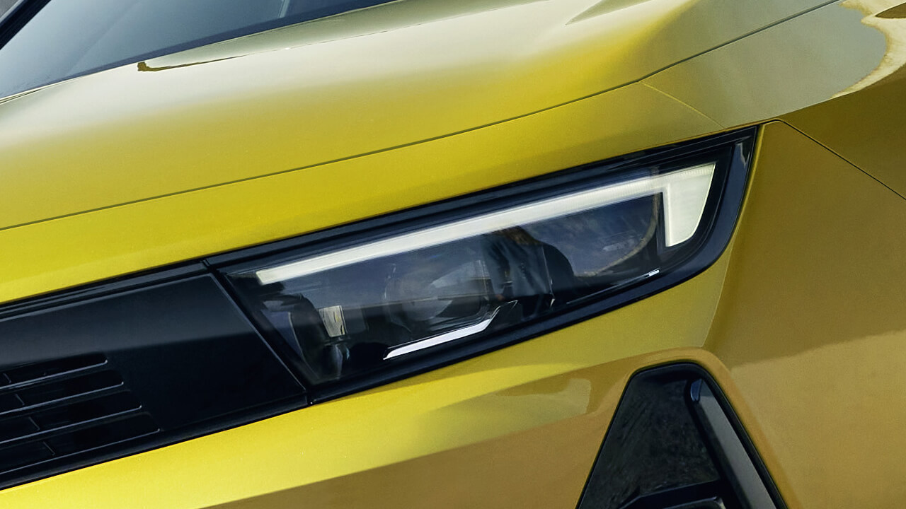Opel Astra Hybrid - Bezpečnost a asistenční systémy - Světlomety intellilux® pixel Opel Astra Hybrid