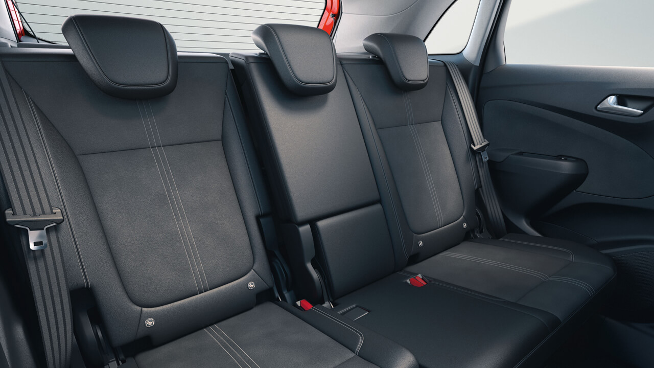 Opel Crossland - Prémiové pohodlí - Posuvná zadní sedadla Opel Crossland