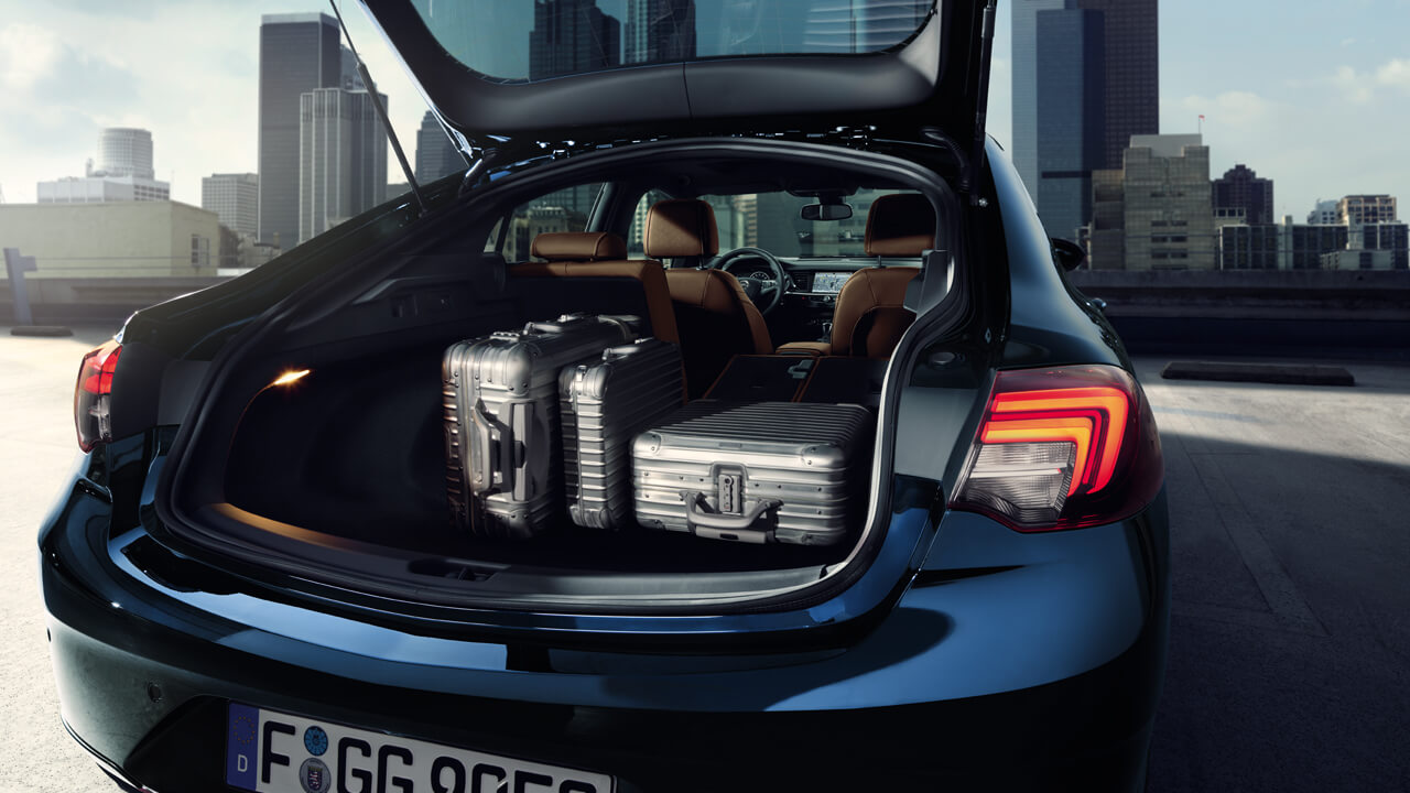 Opel Insignia - Prémiové pohodlí - Zavazadlový prostor Opel Insignia