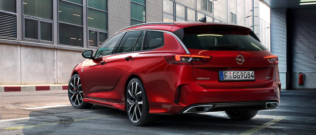 Insignia Sports Tourer GSi