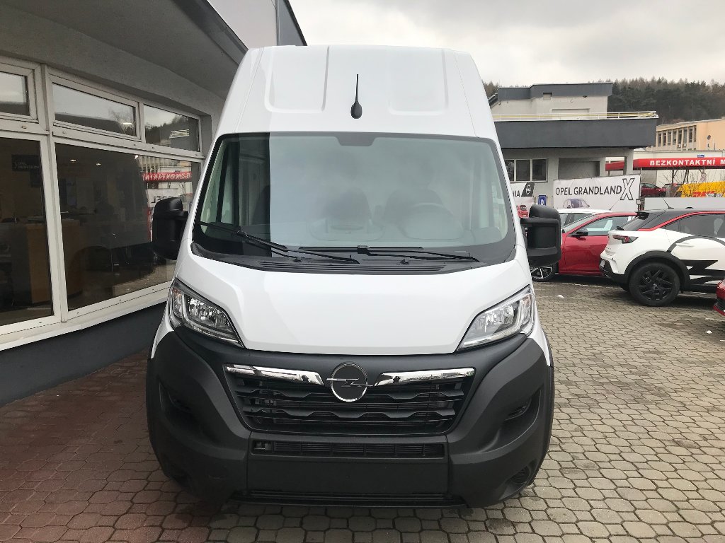 Opel Movano