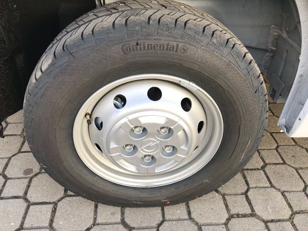 Opel Movano