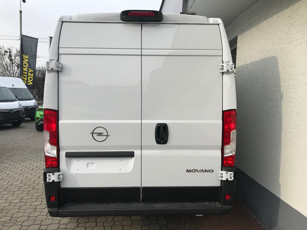 Opel Movano