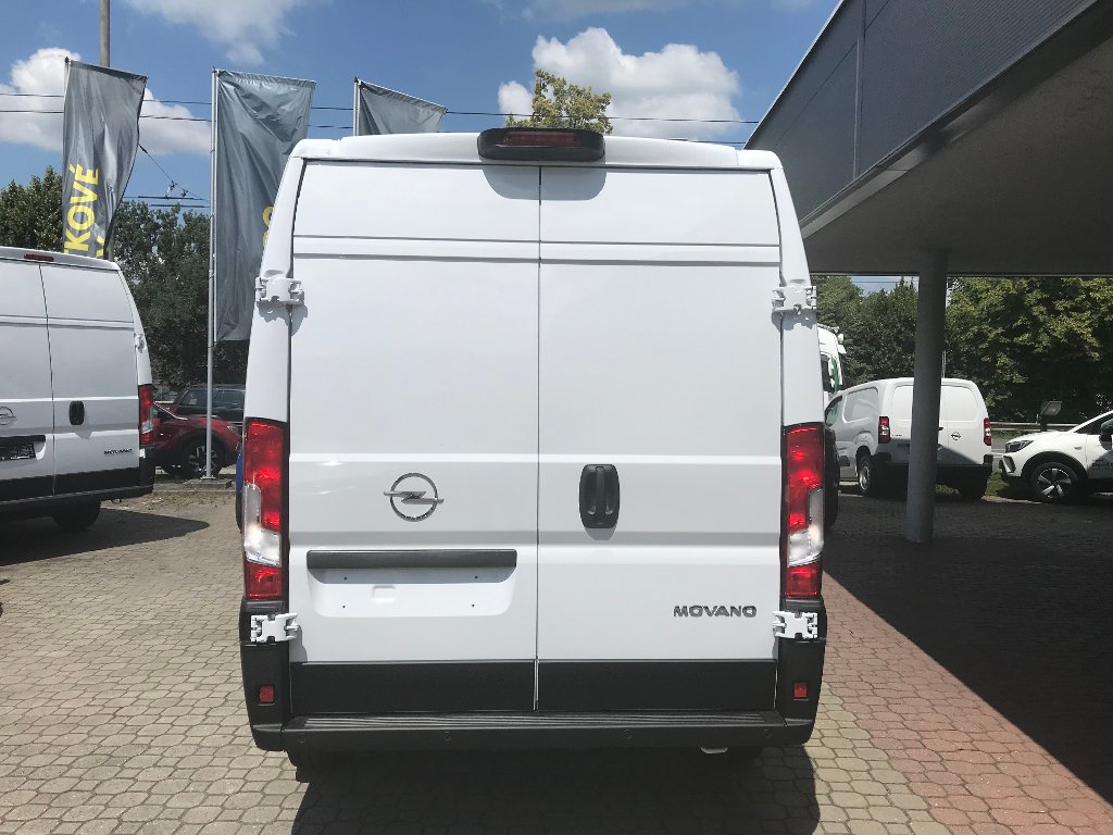 Opel Movano