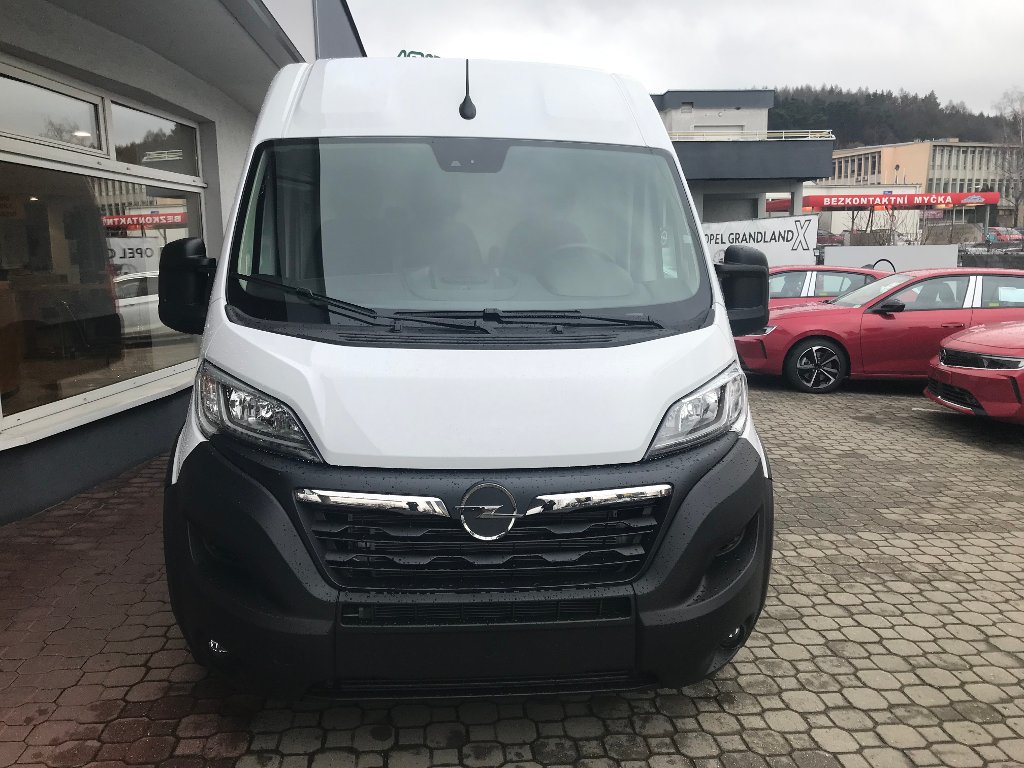 Opel Movano