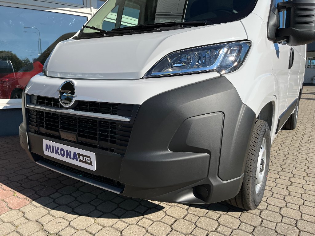 Opel Movano
