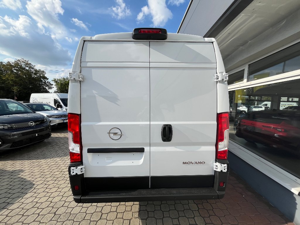 Opel Movano