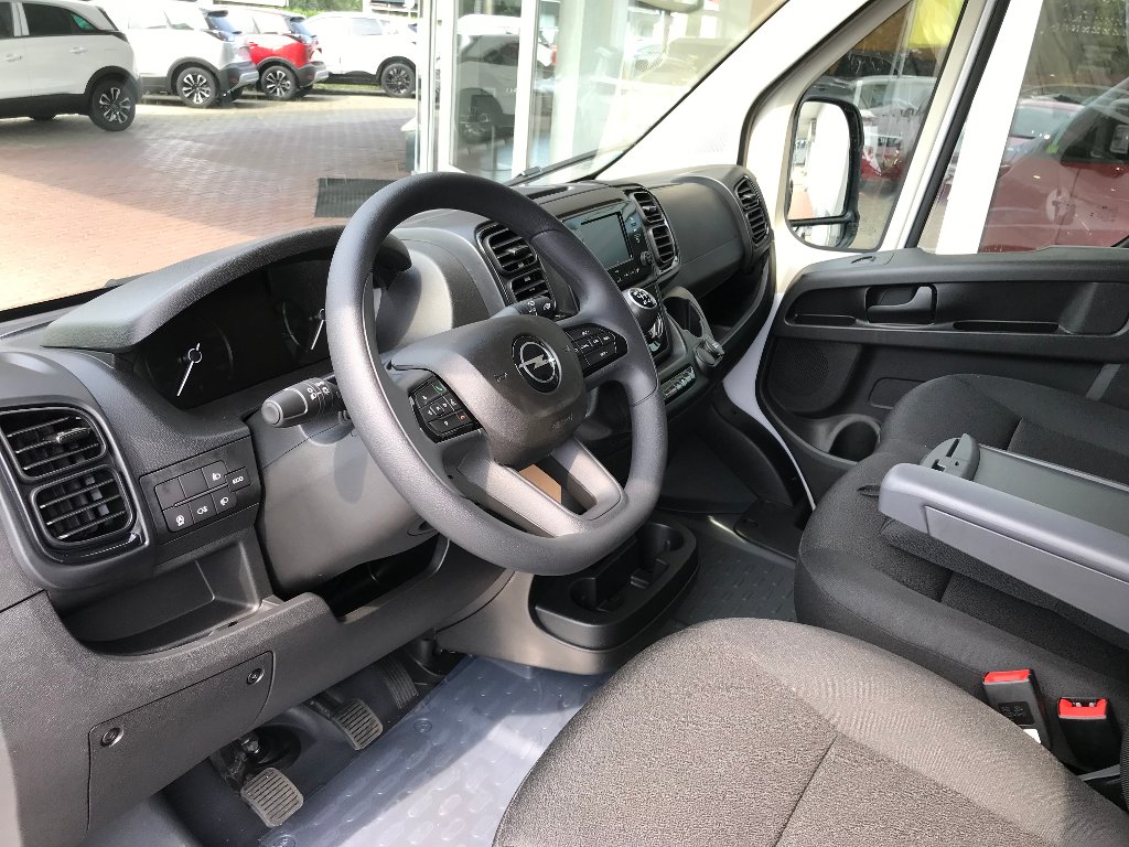 Opel Movano